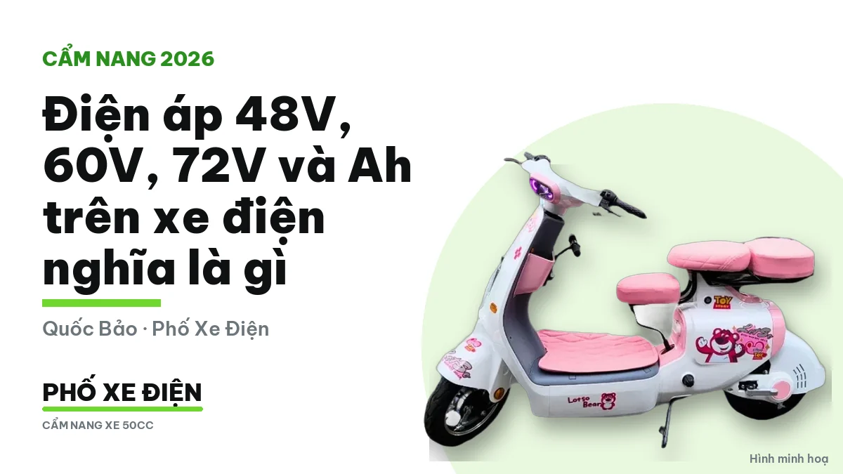 Nhãn thông số ắc quy xe điện ghi điện áp V và dung lượng Ah