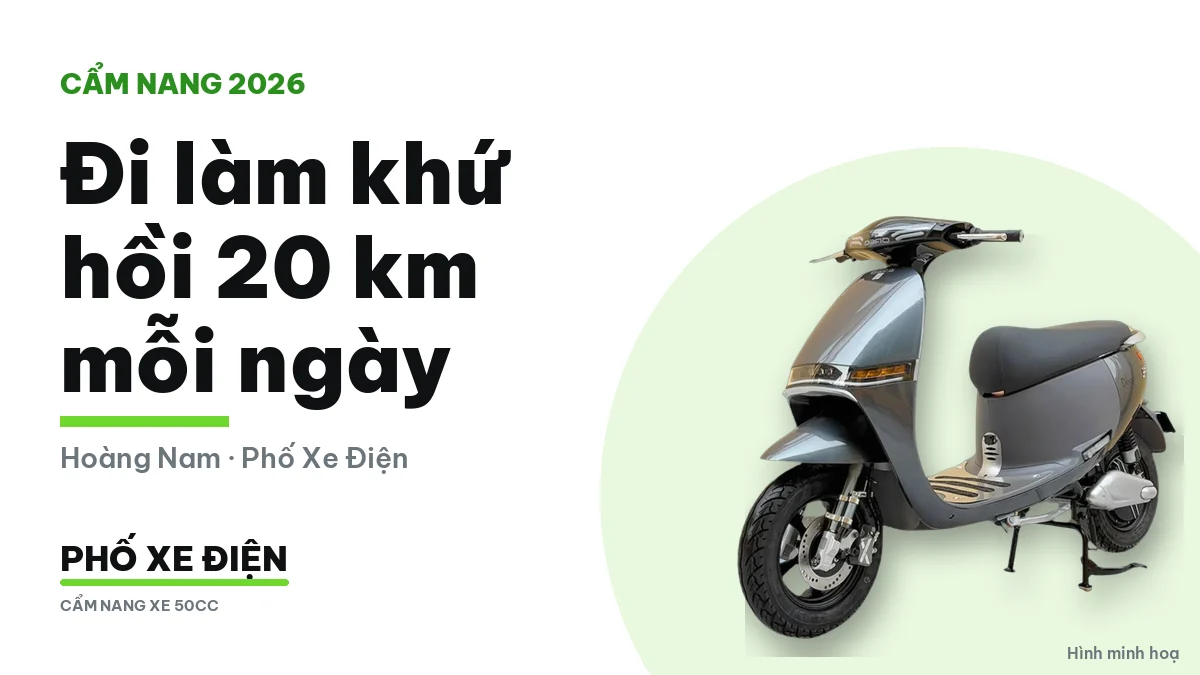 Người đi làm cùng xe máy điện buổi sáng