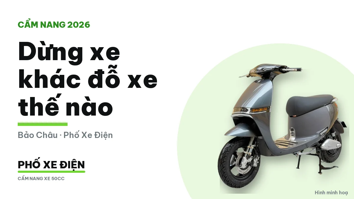 Xe máy điện đỗ sát lề đường