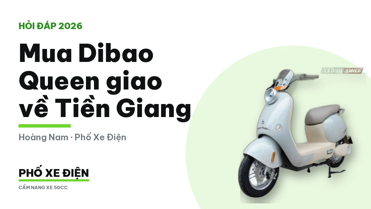 Xe máy điện Dibao Queen dựng trước cửa hàng, phía trước là khoảng sân rộng