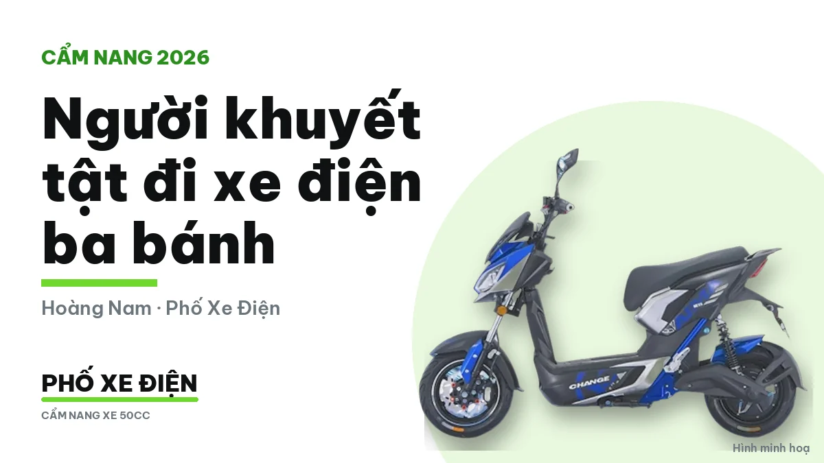 Xe mô tô ba bánh đỗ trước hiên nhà