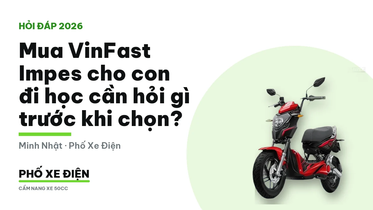 Xe điện VinFast Impes dựng trước cửa hàng buổi chiều
