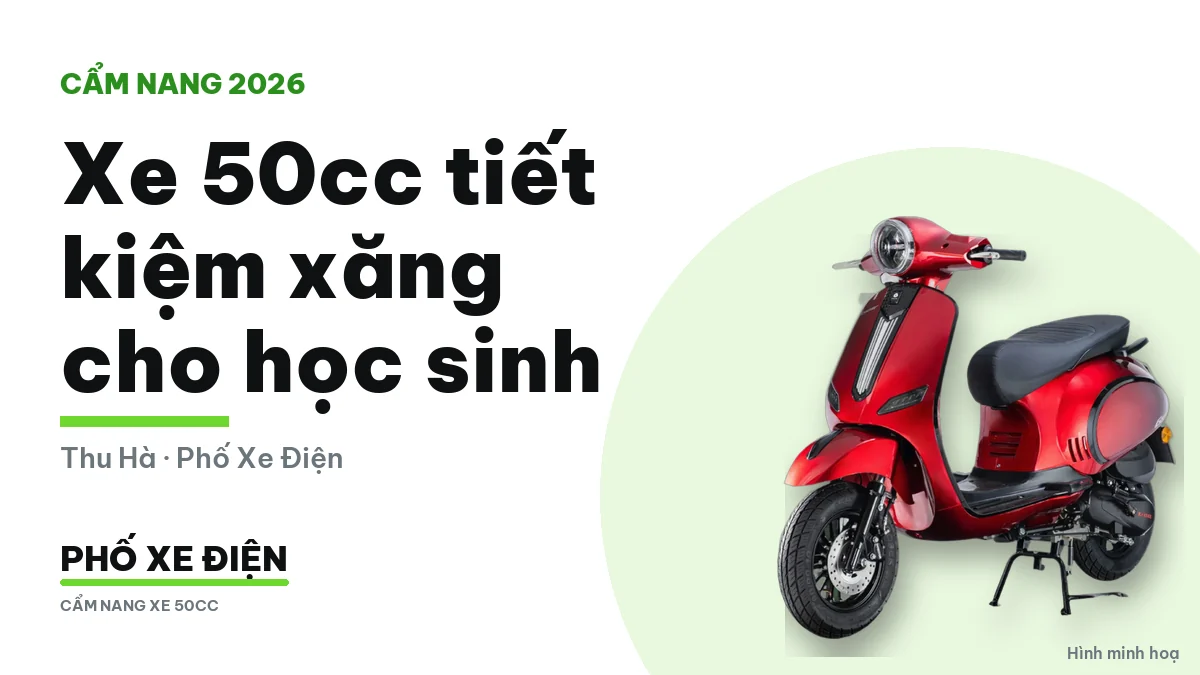 Xe 50cc đỗ cạnh cây xăng, minh họa mức tốn xăng mỗi 100 km