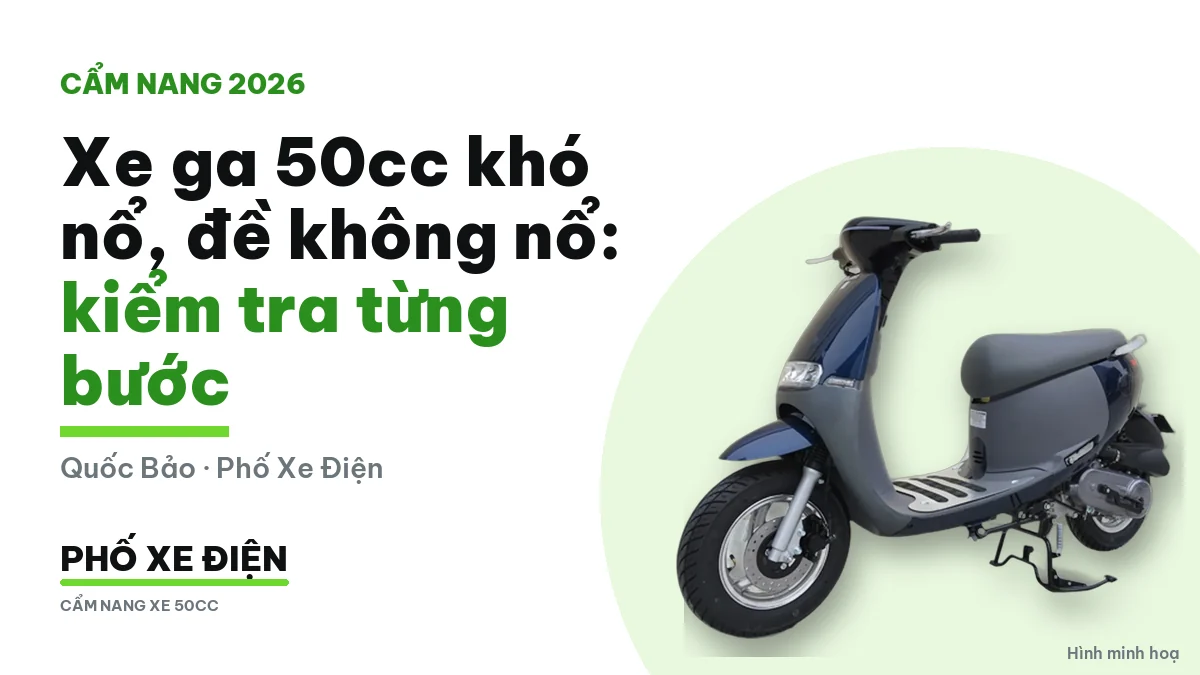 Xe ga 50cc mở yên để kiểm tra bình ắc quy và bình xăng khi xe khó nổ